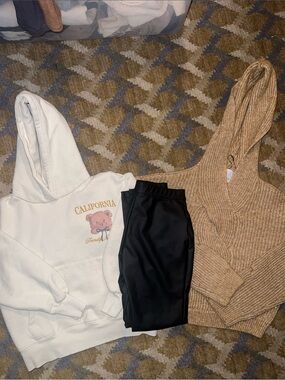 Zara girl bundle White Hoodie with California Bear Graphic